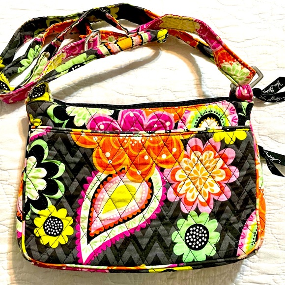 VERA BRADLEY Messenger Hipster Crossbody multi color Floral/Paisley size10x7 EUC - Picture 3 of 6